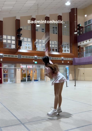Mastering Badminton Smashes: Tips and Techniques