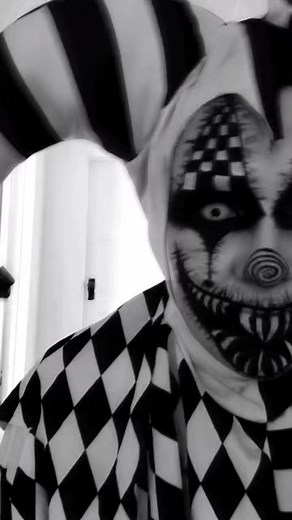 Terrifying Black and White Jester Makeup Tutorial