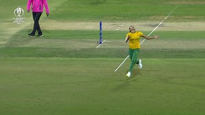 26K views · 264 reactions |  Shabnim Ismail shows her experience  Sune Luus' brilliant knock  Omaima Sohail's crucial wicket Sanjana Ganesan and Natalie Germanos discuss the top moments from #PAKvSA in today’s episode of Digital Daily! #CWC22 | ICC Cricket World Cup | Facebook