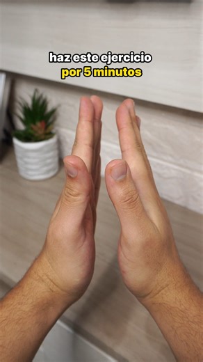 4.5M views · 71K reactions | Haz este ejercicio por 5 minutos todos los días #tips #consejos | Plantas que Curan | Facebook