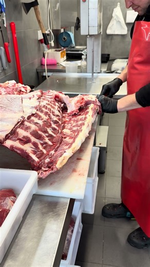 Working with small details #meatmarket #shortvideo #bbqmeat #cuttingskills