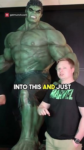 Incredible Hulk Musculature of the Statue!