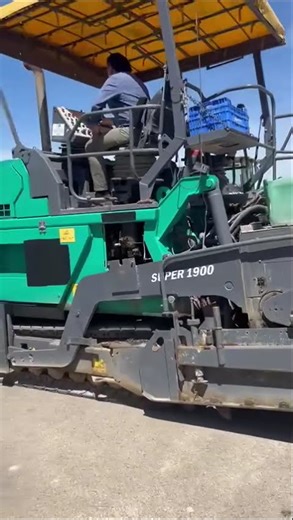 VÖGELE Super 1900 Paver | Fresh Import in Dubai 🇩🇪➡️🇦🇪