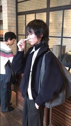 Unveiling the Enchanting Scent of Le Labo Violette 30: A White Violet cedar Dream