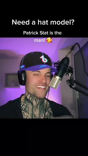 Hat model....yeah sure....@Patrick Stat 🥰#patstat #patstatfam