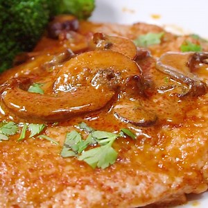 28K views · 64 reactions | Paprika Pork Schnitzel, not overly spicy, but packed with flavor, this pork loin gets pan seared and sauced with a paprika cream that is beyond tasty. Get the Recipe! >> https://keviniscooking.com/paprika-pork-schnitzel/ | Kevin Is Cooking | Facebook