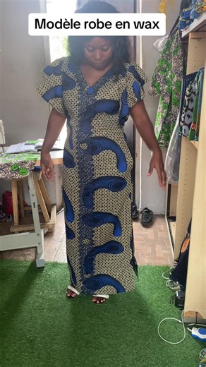 Modèle Robe en Wax: Nouveautés Élégantes pour Femmes