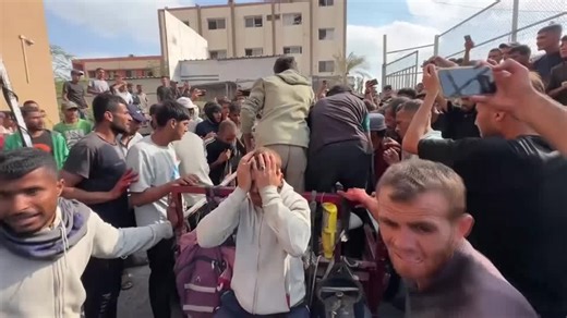 Israeli tanks kill 59 people in Gaza crowd trying to get food aid, medics say