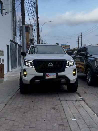 🔥🛻 ¡EQUIPAMIENTO COMPLETO PARA NISSAN FRONTIER 2026! 🔥🛻 ¡Mira los geniales accesorios que colocamos para esta unidad moderna, colocamos nuevos faros S2 SPORT, faros delanteros modelo PRO4X y tapa retráctil de aluminio manual! 🔴 COTIZA AQUÍ 👇🏻 📲 WhatsApp: 903369947 - 922460795 - 📲 WhatsApp: 908975111 📦 ENVÍOS A TODO EL PERÚ 🇵🇪 📍 Ubícanos en 𝗔𝘃. 𝗖𝗮𝗻𝗮𝗱𝗮́ 𝟮𝟯𝟵 - 𝟮𝟰𝟭 - 𝗟𝗮 𝗩𝗶𝗰𝘁𝗼𝗿𝗶𝗮 (𝗟𝗶𝗺𝗮) #nissanfrontierpro4x#nissanfrontiernp300 #frontier4x4club #FrontierPRO4X #