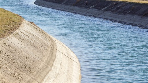 Woman missing, driver arrested, after dune buggy crashes into Merced County canal, CHP says