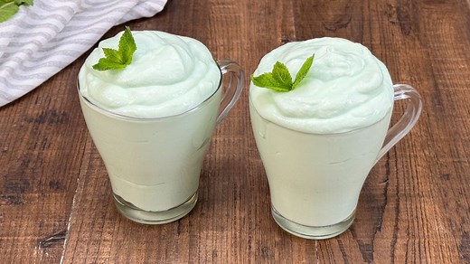 Creamy Mint Mousse (No-Bake Dessert in 10 Minutes)