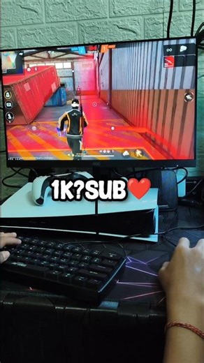 How I Play 🔥 Free Fire on PC 🖥️ | My Pc Handcam #shorts