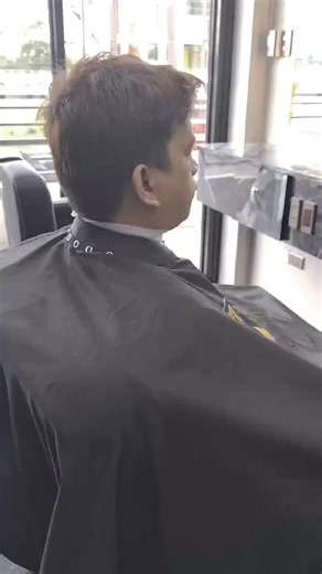 Sharp, Clean, Stylish and Relaxing weekend guaranteed. Here at Slick and Dapper we don't just promise to give you that stylish, head-turning look but we also promise to give you pampering relaxation after a very tiring week. 📍Location: 2nd Floor Unit 5, Dulong Bayan, Sta. Maria, Bulacan. 🌏Landmark: Beside Global Gasoline Station and above Wheeltek. Come and experience Slick..😎 Be SLICK AND DAPPER✂️💈 #sharpclean #slickanddapperstamaria