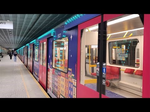 Warsaw Metro: Christmas Train 2023, outside and inside