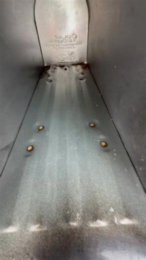 How to keep wasp out of your mailbox! | Ceith Griffith