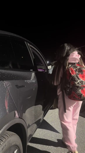 let’s pack together 😊 #colorado #lastminpacking | Packing