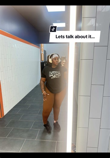 ‼️VULNERABILITY POST‼️ In 2023 I became so consistent in working out, going to the gym daily. No matter what time I went to sleep I still made it a priority to get up and get to the gym.. January 31st I was in the middle of a workout when I got a call about my papa passing away and hadn’t been consistent in the gym since. Instead of using grief as motivation and fuel in the gym I let grief sit me down. I let grief sulk for a long time. But I take my power back from it from here on out.. cheers t