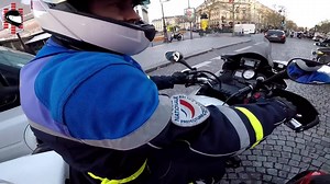 2.5K views · 37 reactions | In case you missed it - This heroic Santa chased down a driver that fled the scene of a hit & run!  | CarShop UK | Facebook