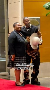 Love the hat 😄❤️ #JamieFoxx #jamiefoxxfan #celebrity #actor #celebstyle #handsome #djangounchained #comedian | Girlfromjerseycity