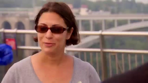 247K views · 8.8K reactions | Theresa Caputo is visiting Niagara Falls when she feels a father-figure presence and connects him with a staff member. #LongIslandMedium Watch full episodes on discovery+: https://bit.ly/3HfHr6e | Love Paranormal | Facebook