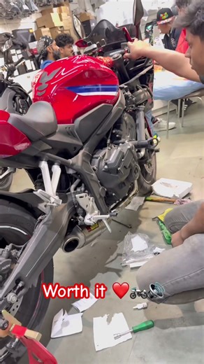 CBR650R: Baat to hai isme❤️🔊🔥 #cbr650r #rider #trending #viral #shorts #shortvideo #motovlog #fyp