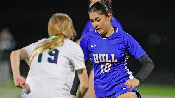 Hull High girls soccer is going back to state championship thanks to highlight goal