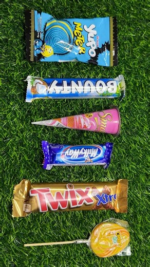 Ultimate Candy ASMR 🍭 | Twix, Bounty, MilkyWay & Lollipop Crunch! (So Satisfying)
