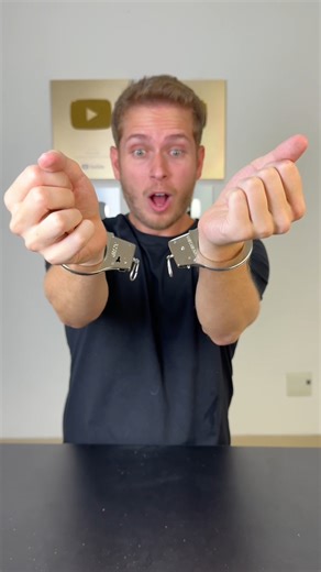 Victor Dias on Instagram: "Handcuffs testing"