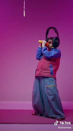 I wrote this song the day after I canceled my album due to corona virus. To anyone who feels let down or hurt, I ask for your forgiveness...