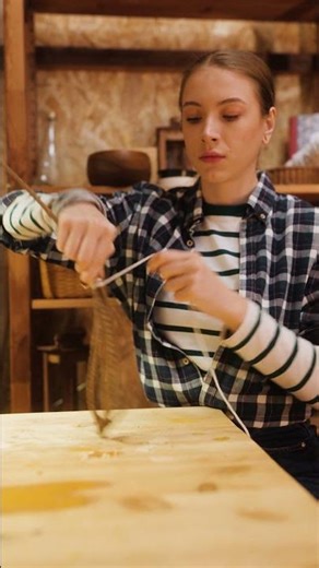 Eco-Wonder Woman: DIY Magic Gadgets! ♻️✨