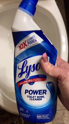 Welcome to #cleantok ☺️ Like and follow for the latest cleaning tips, tricks, and trends! #fyp #clean #cleaning #cleaningtiktok #tips #cleaninghacks