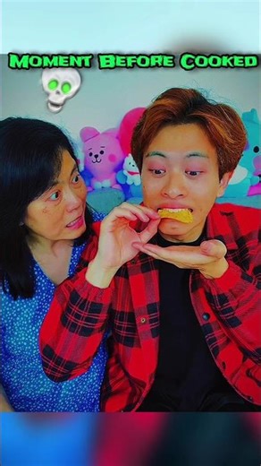 eating lays in front of mumma 😤💀#ytshorts