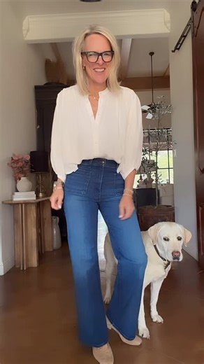 Cindy Swanson | Style over 40 | Senior Photographer on Instagram: "Every outfit starts with good denim! ✨✨Leave a comment and I’ll share these links with you. These @madewell jeans are the ones I keep reaching for….easy, flattering, and they just work! Sharing my top picks. When the denim is right….it’s like everything else falls into place. You all know I have a big love for ecru denim…this first pair is (chef’s kiss! 🤌🏼) perfect - in my opinion!! Fit well, great quality, wide leg (but not to