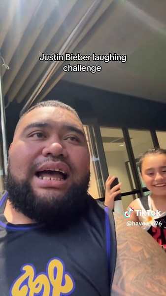 Justin Bieber Laughing Challenge: Join the Fun!