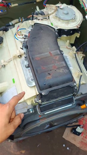 SMART REFRIGERATION on Instagram: "Vibration problem #FrontLoadWashingMachine #WashingMachineRepair #VibrationProblem #DoorGasket #MachineFix HomeApplianceService ProblemSolved RepairWork"