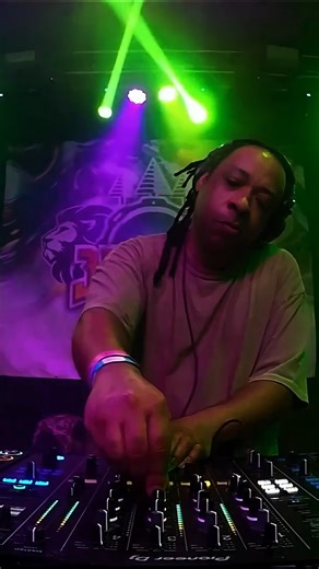 Falling back into D:RC's set from #JungleBells 2024, now streaming on our YT. See the 💬and jump over for the full 1-hour mix and get ready for his set at Jungle Bells 2025. | Jungle Bells