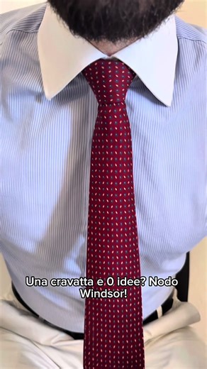 Learn to Tie a Perfect Nodo Windsor Knot