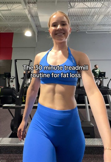 If you’re looking for a simple treadmill workout to support fat loss, save this for your next gym session. This is one of my go-to 30-minute treadmill workouts for fat loss because it’s easy to follow, keeps your heart rate elevated, and doesn’t require sprinting. 30-Minute Treadmill Routine: • 2 incline | 3.0 speed | 5 min • 6 incline | 3.4 speed | 10 min • 10 incline | 3.2 speed | 10 min • 12 incline | 3.4 speed | 5 min Whether your goal is to lose body fat, burn calories, or improve your card