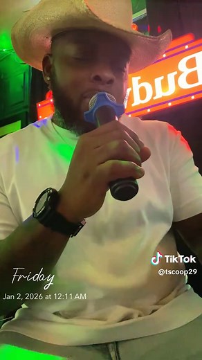 Karaoke Fun with Brad Paisley's Country Music Hits