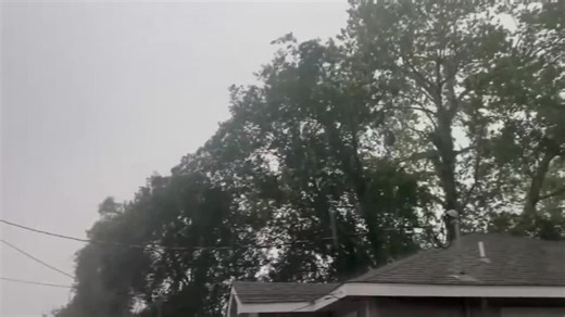 Line of Storms Drenches Houston Metro as Cold Front Moves Through