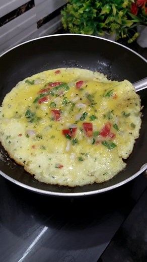 Easy Breakfast Omelet Recipe | Recipeana