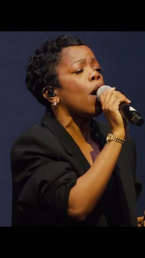 NIIELLA DANKWAH-COFFIE on Instagram: "‘THE NAME’ featuring @beccafolkes drops next Friday! This is a song of Calvary, the price Jesus paid for us and the power in His Name. It will certainly bless you! 🎥: @kwameagyeijr #GraceLive #TheName #Jesus #BeccaFolkes"