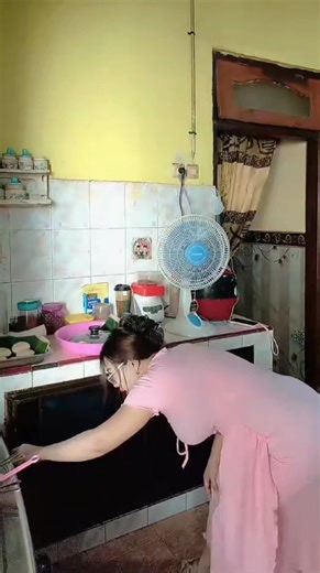 92K views · 2.9K reactions | Masak kue apem | Gladis Putri | Facebook