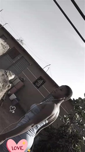 Vidéos de la 🥳reine👸 dû 💦19🌟 Mars ♥️ (@la.reine.d.19.mars) avec son original - le_roi_tchvpo