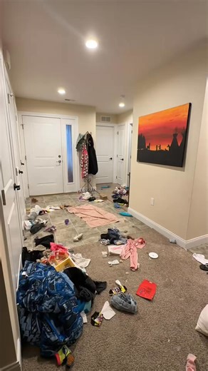 Struggle to start cleaning? The TidyMinds™ ADHD Planner turns chaos into calm with dopamine-boosting checklists & easy room-by-room routines. 🧠 Built for focus — not overwhelm. | Kristina Cook