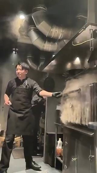 コレで事件になったら、巡り巡って締め付けは建設業に来るんだろね。こっちは安全に停止してるのに、スマホに夢中になってる奴がノンストップで追突してくる事故みたいにな。