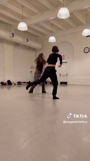 EMO DUO CLASS #evenescence #wakemeupinside #wakemeupinsidechallenge #bringmetolife @Evanescence #angelatrimburdance #dancelawyer