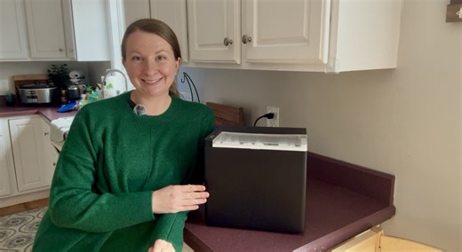 Watch Great Countertop Ice Maker! See How It Works! on Amazon Live