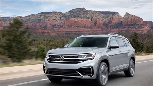VW recalls 140,000 SUVs due to faulty passenger-side airbags