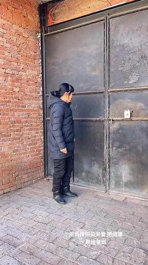 藍The funny clipsfunny video❤️ - - - - - #funnyclip #dailyhumor #comedyshorts #lolmoments #funnyvideo #reelscomedy #relatablefun #funnyreels #laughoutloud #comedyreels | Lao Li | Facebook